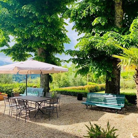 Villa Buonaparte ซานมีเนียโต ภายนอก รูปภาพ