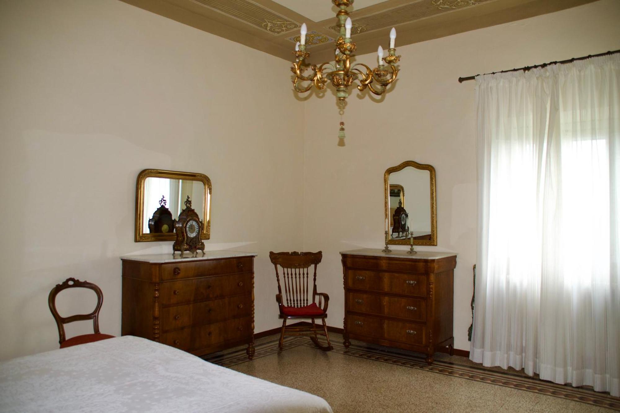Villa Buonaparte ซานมีเนียโต ภายนอก รูปภาพ