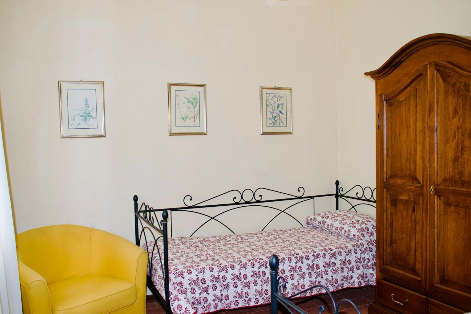 Villa Buonaparte ซานมีเนียโต ภายนอก รูปภาพ