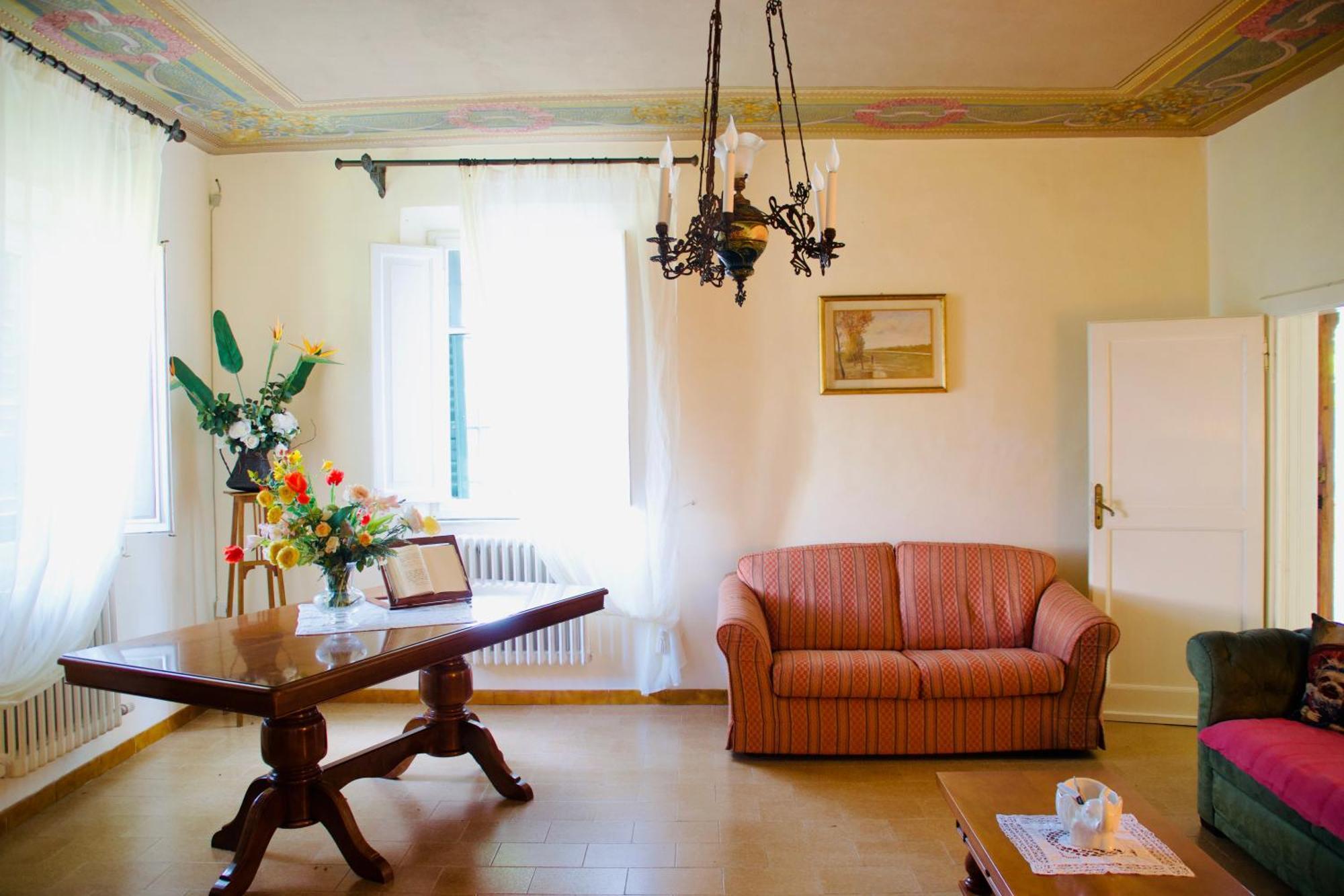 Villa Buonaparte ซานมีเนียโต ภายนอก รูปภาพ
