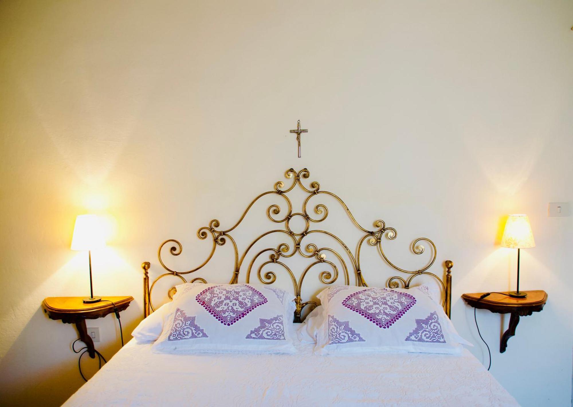 Villa Buonaparte ซานมีเนียโต ภายนอก รูปภาพ