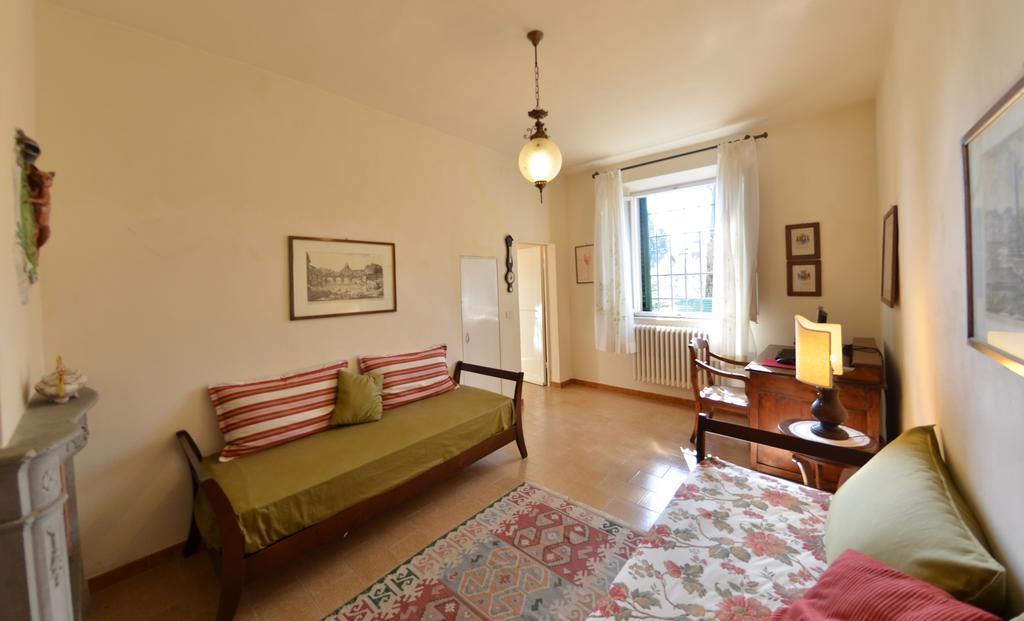 Villa Buonaparte ซานมีเนียโต ภายนอก รูปภาพ