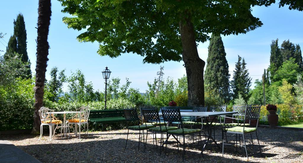 Villa Buonaparte ซานมีเนียโต ภายนอก รูปภาพ